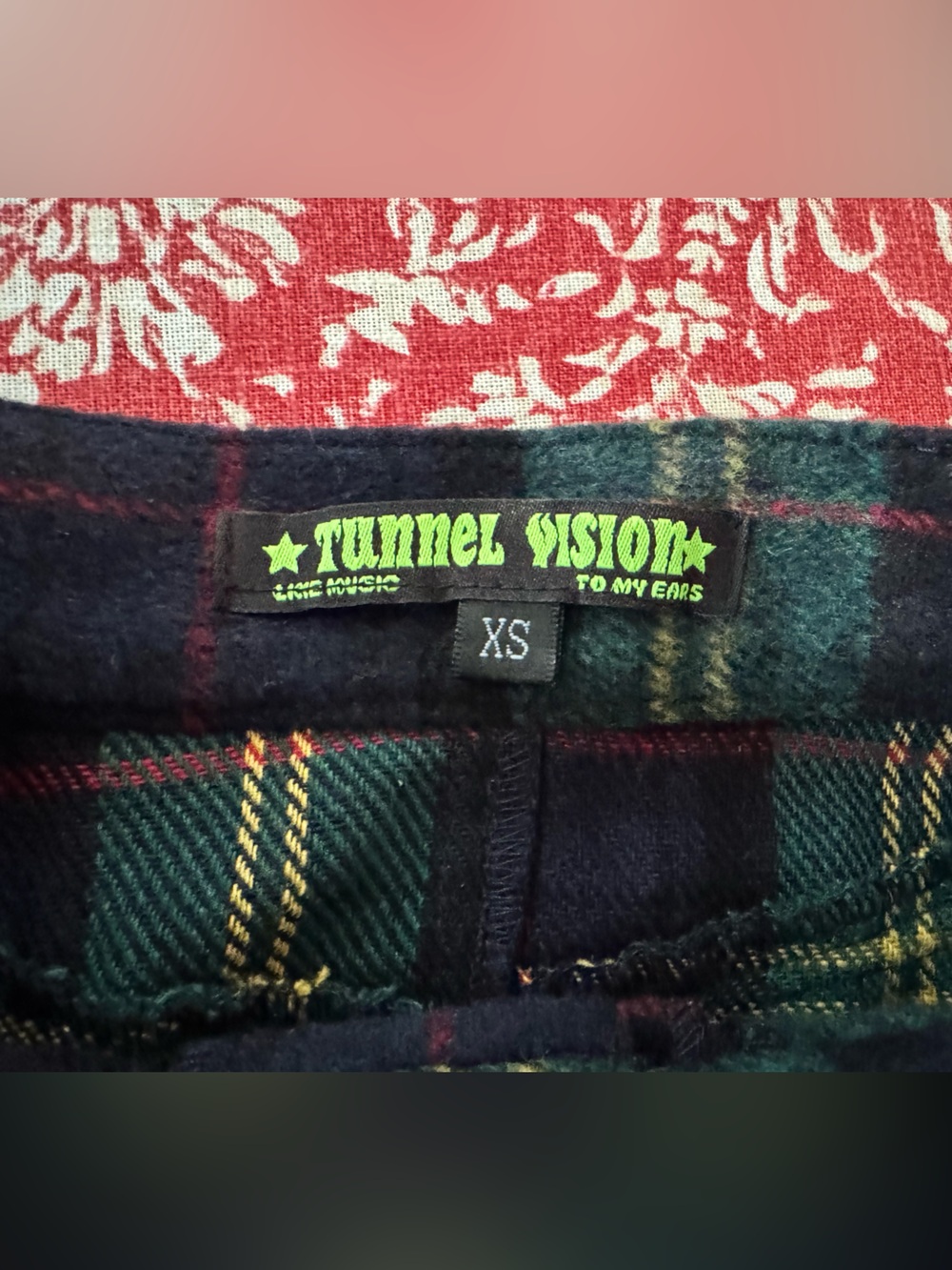 Women’s Tunnel Vision Weetzie Zip-Pleat Plaid Mini Skirt, Size XS - Picture 2 of 6